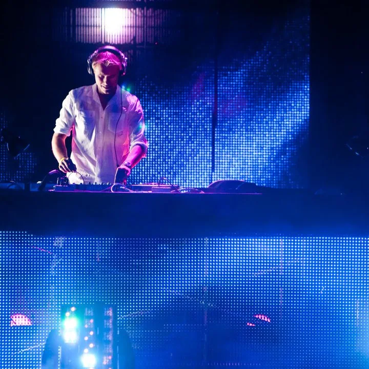 eLectriC zOO