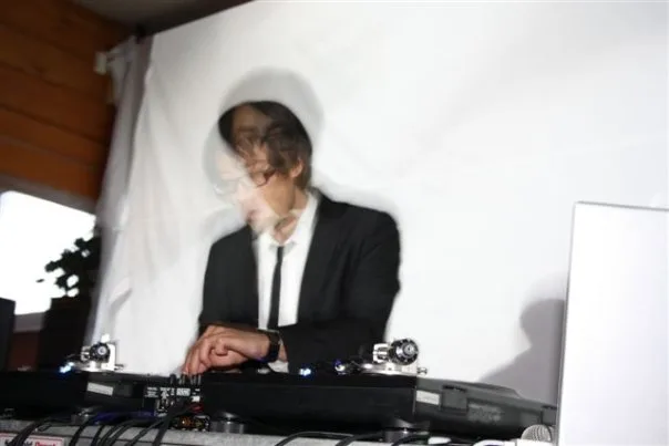 Mike Relm vs. Kid Koala - Part 1