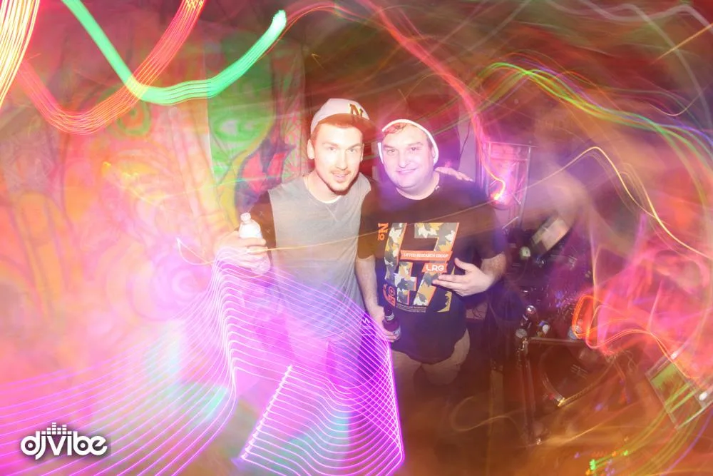 NEON STEVE / PREETI / ROSSLAND BC