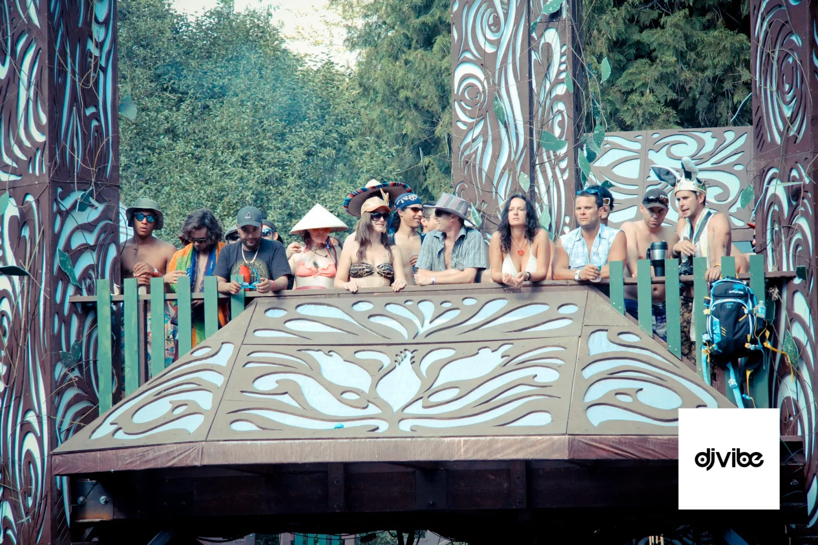 SHAMBALUX!