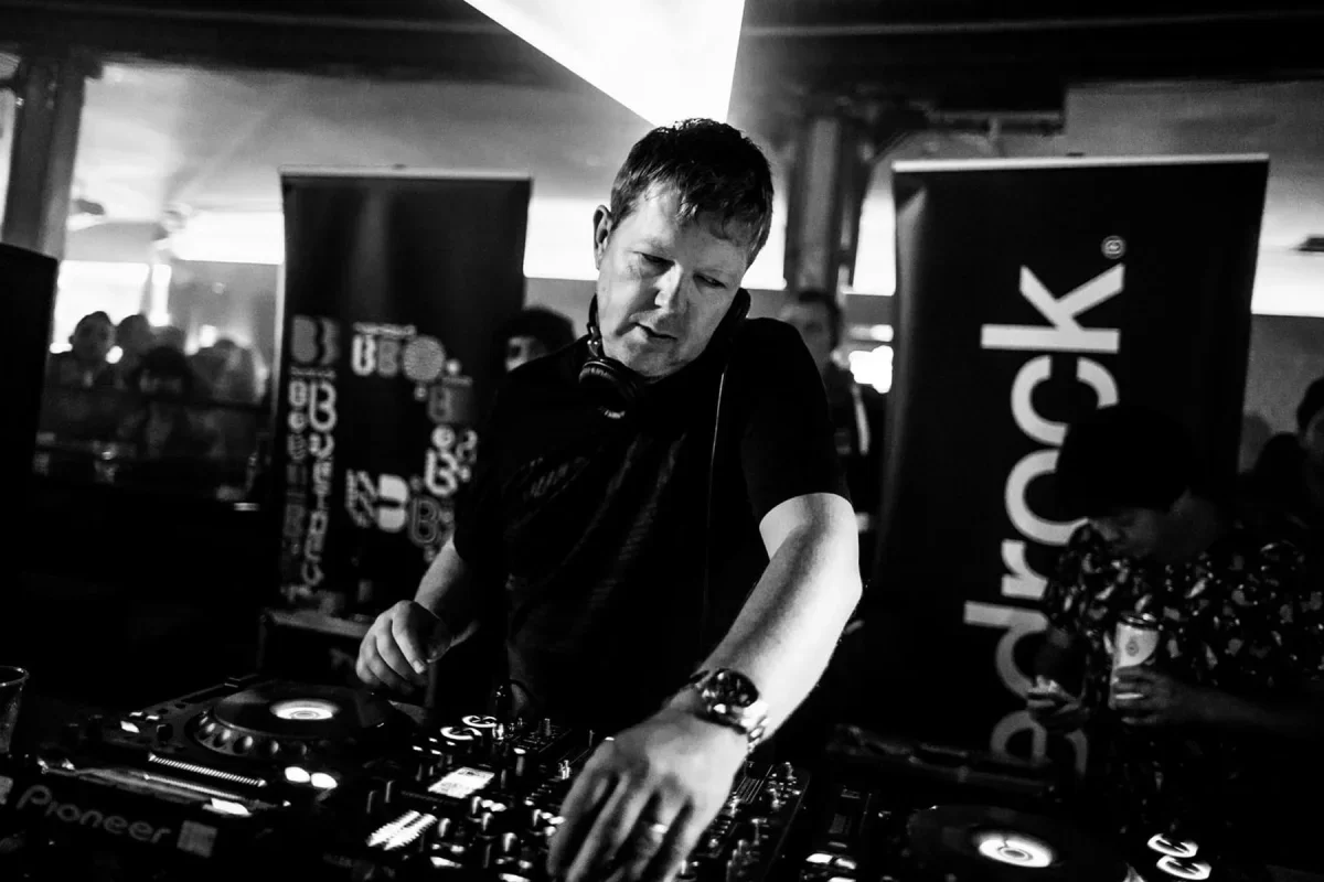 Sasha and Digweed Took the Drums Off Northern Exposure. The Arc Held.